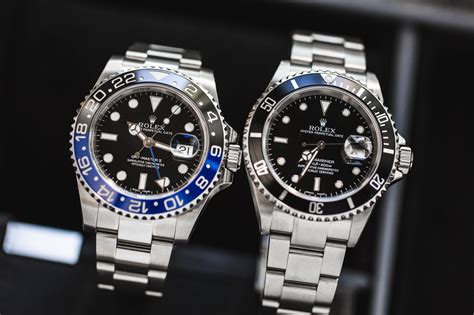 rolex gmt master 2 vs submariner date|submariner batman.